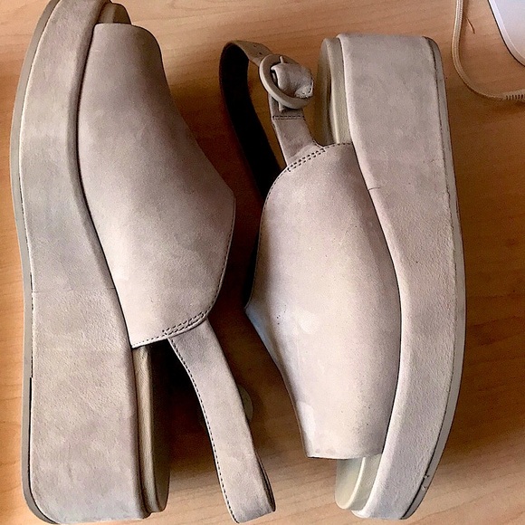 Camper Suede Sandals 7 - Picture 5 of 7